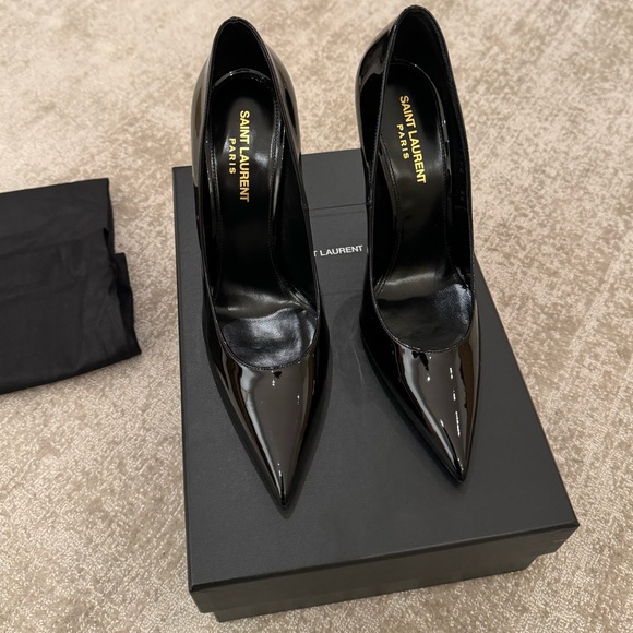 SAINT LAURENT 2023 Marylin 110 Patent Leather Pump Black size 38 - Picture 9 of 12